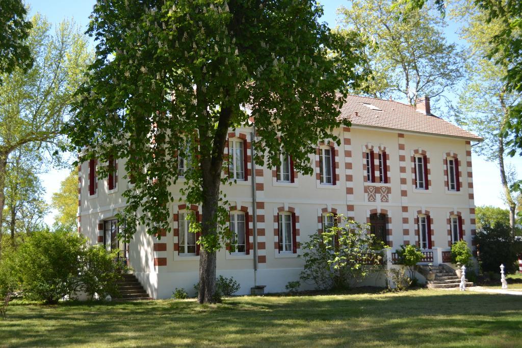 Les Chambres D'Hotes Du Domaine De Lugazaut Vielle-Soubiran Экстерьер фото